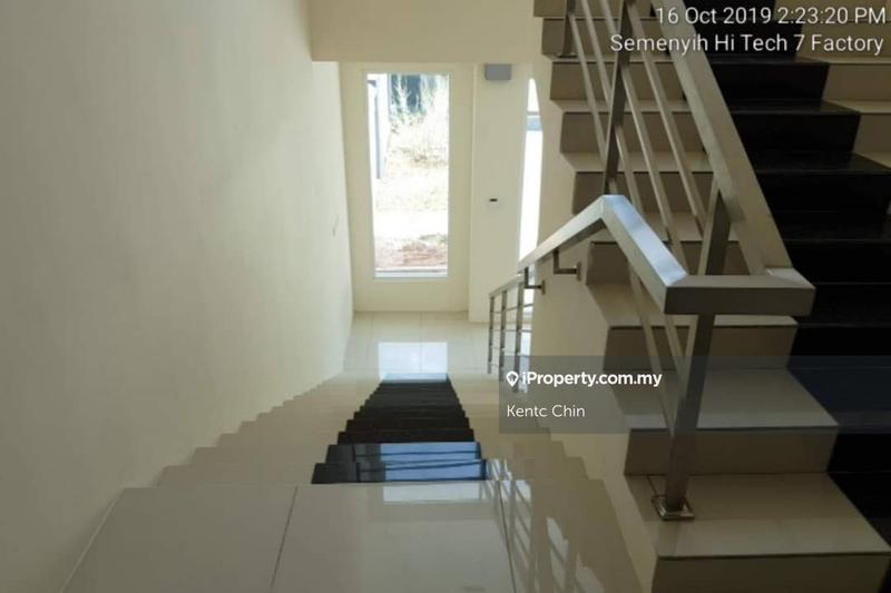 Semi-D Factory for Sale in Hi-Tech Industrial Park, Semenyih by Kentc Chin - iProperty.com.my