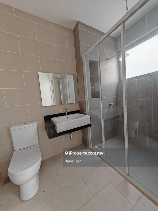 Rumah Berangkai 3 Tingkat untuk Dijual di 16 Sierra, Puchong oleh Jane Hor - iProperty.com.my