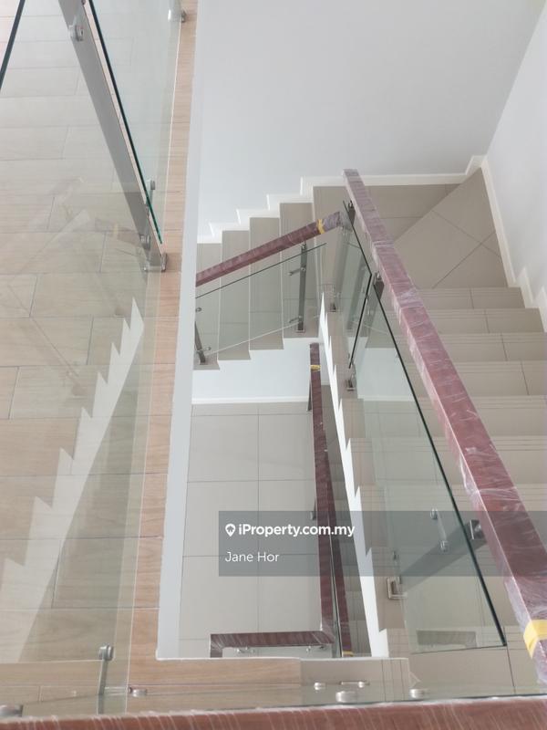 3-storey Terraced House for Sale in 16 Sierra, Puchong by Jane Hor - iProperty.com.my