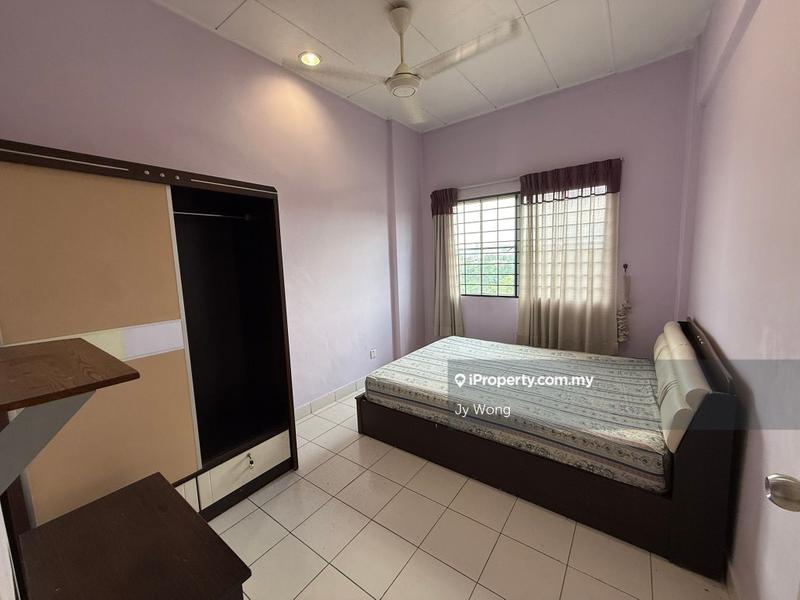 Condominium for Sale in La Vista Condominiums by Jy Wong - iProperty.com.my