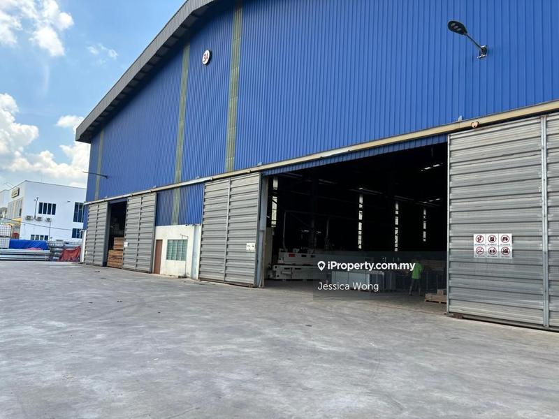 For Rent - *RAWANG SG CHOH INDUSTRIAL PARK FACTORY TO LET 65,000 sq