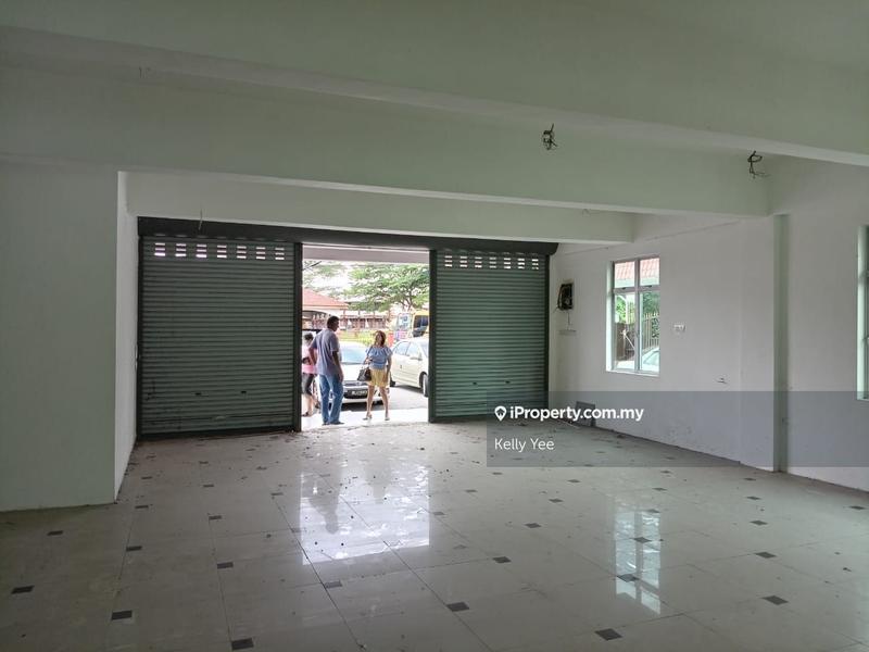 Kedai untuk Dijual di 3 Storey Endlot Shoplot @ Taman Seluang for Sale, Kulim oleh Kelly Yee - iProperty.com.my