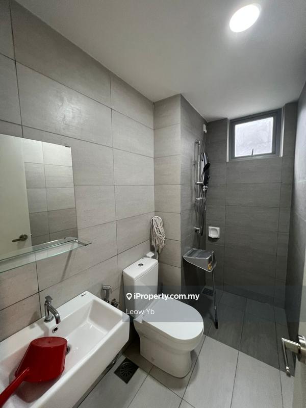 Service Residence for Sale in Gravit8, Klang by Leow Yb - iProperty.com.my