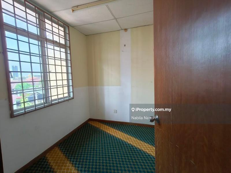 Pejabat untuk Disewa di Taman Seri Chemerlang, Kota Bharu oleh Nabila Nazori - iProperty.com.my
