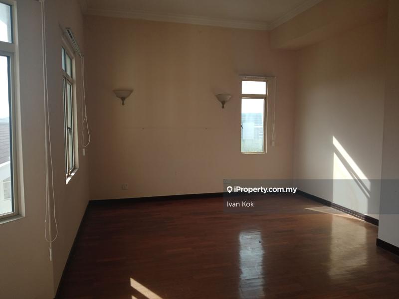 Kondominium untuk Dijual di Bungaraya Condominium oleh Ivan Kok - iProperty.com.my