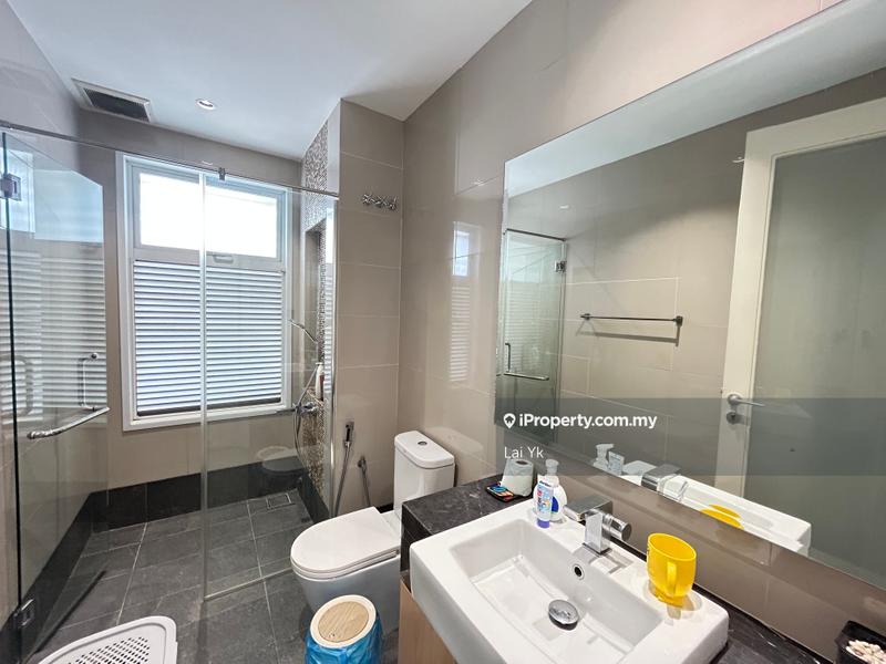 Rumah Berangkai 3 Tingkat untuk Dijual di Putra Heights, Subang Jaya oleh Lai Yk - iProperty.com.my