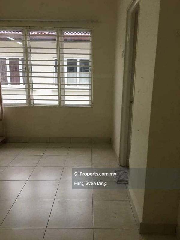 Rumah Berangkai 2 Tingkat untuk Disewa di ez5m1, Setia Alam oleh Steven Ding - Interior - iProperty.com.my