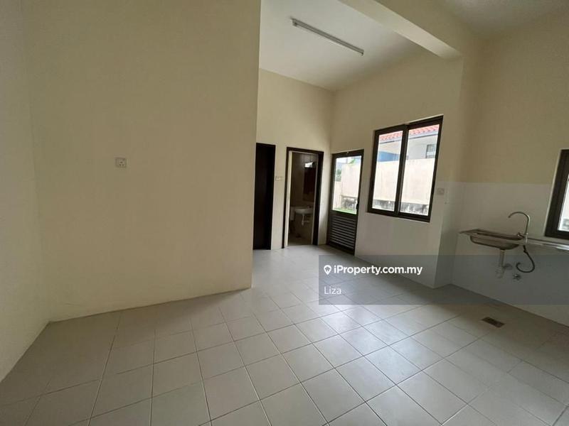 Bungalow House for Sale in Banyan Close, Bandar Bukit Mahkota, Bangi by Liza - iProperty.com.my