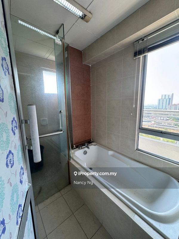 Kondominium untuk Dijual di Sea View Tower oleh Nancy Ng - iProperty.com.my