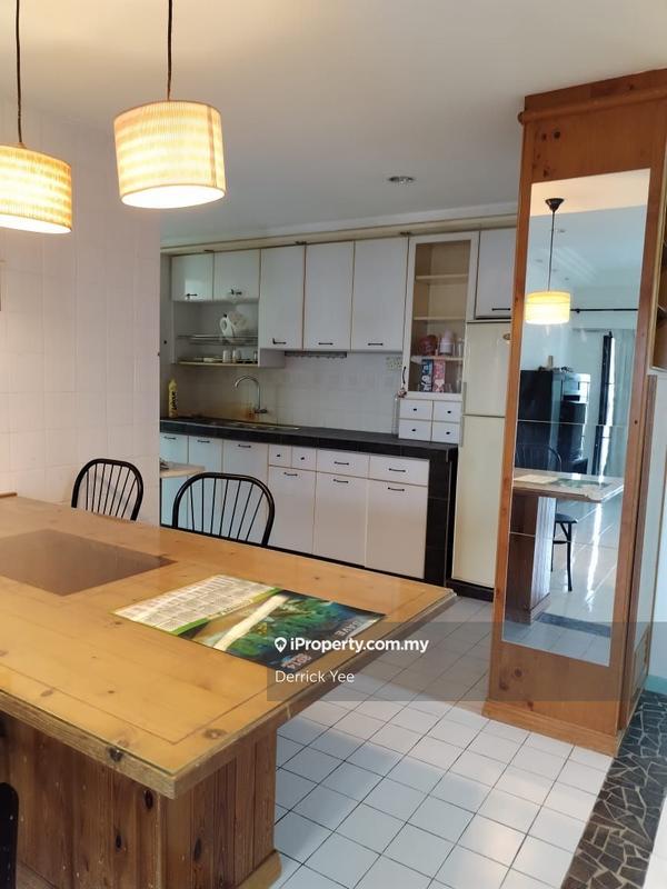 For Sale - Selat Horizon Condominium