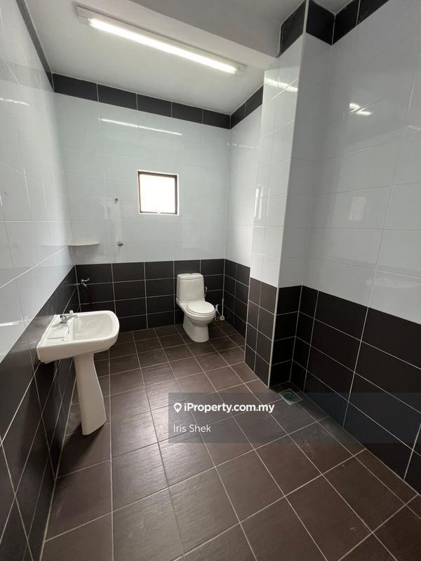 Rumah Berangkai 2 Tingkat untuk Dijual di Kota Kemuning, Shah Alam oleh Iris Shek - iProperty.com.my