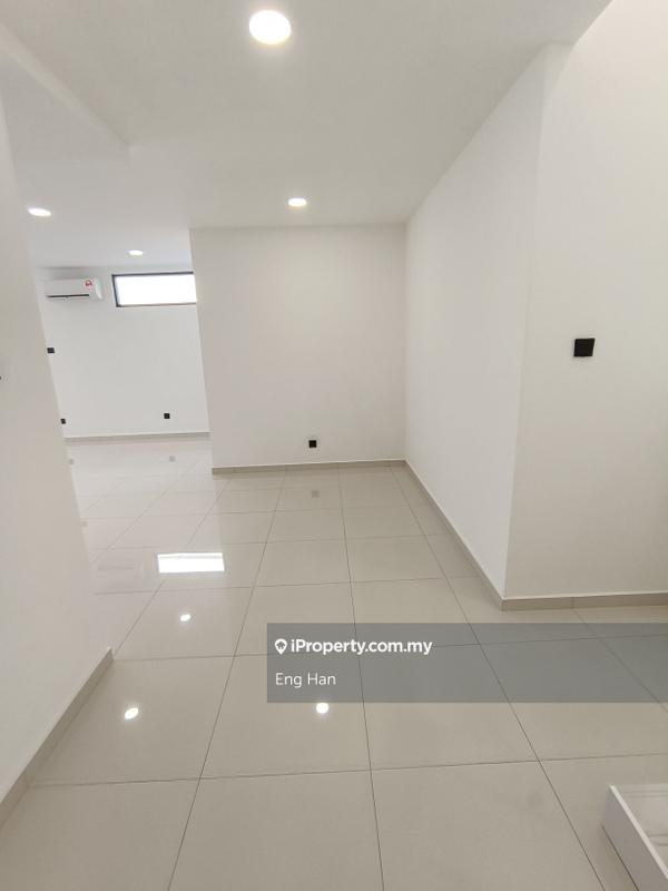 Rumah Berangkai 2 Tingkat untuk Dijual di Taman Danau Desa, Taman Desa oleh Eng Han - iProperty.com.my