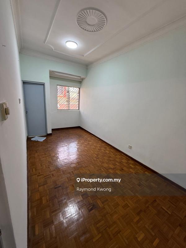 2-storey Terraced House for Sale in Taman Universiti Indah, Seri Kembangan by Raymond Kwong - iProperty.com.my