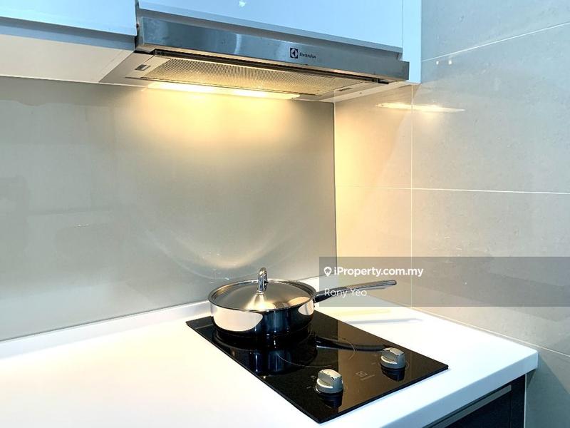 Kediaman Servis untuk Disewa di KL Gateway Residences oleh Rony Yeo - iProperty.com.my