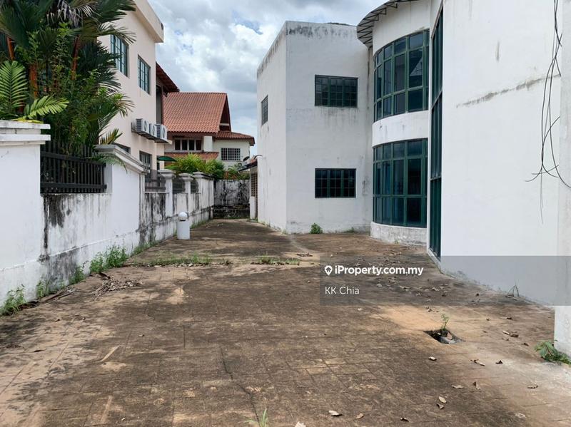 Bungalow House for Sale in 23uez, Cheras by KK Chia - iProperty.com.my