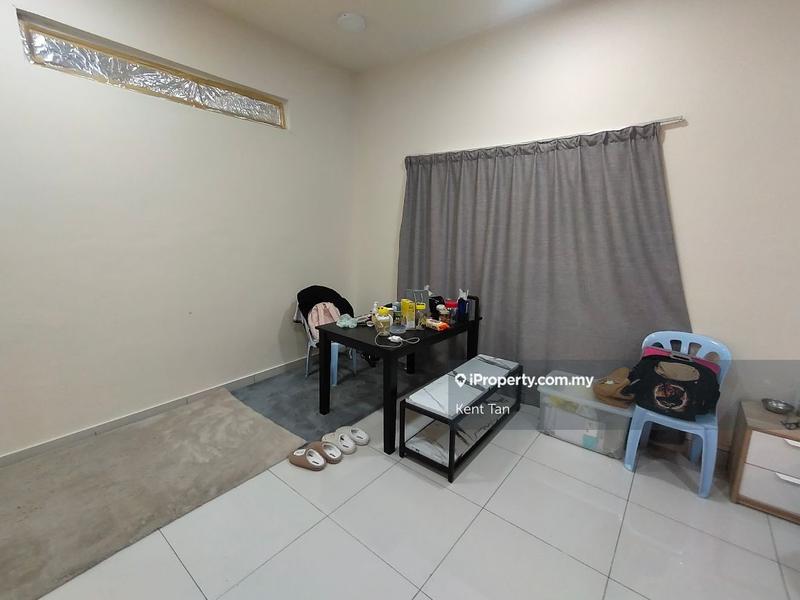 Rumah Berangkai 2.5 Tingkat untuk Dijual di Suria Tropika, Seri Kembangan oleh Kent Tan - iProperty.com.my