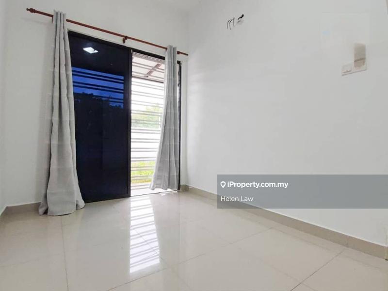 Terraced House for Sale in Parkville, Cheng by Helen Law - iProperty.com.my