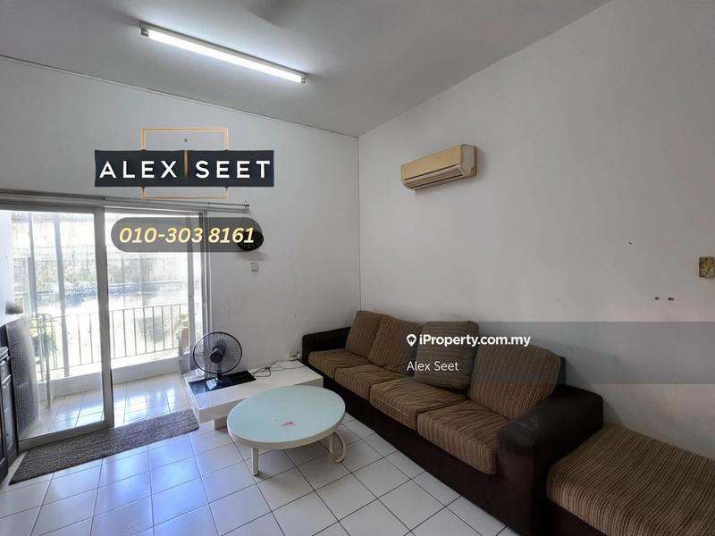 For Sale - Plaza Menjalara