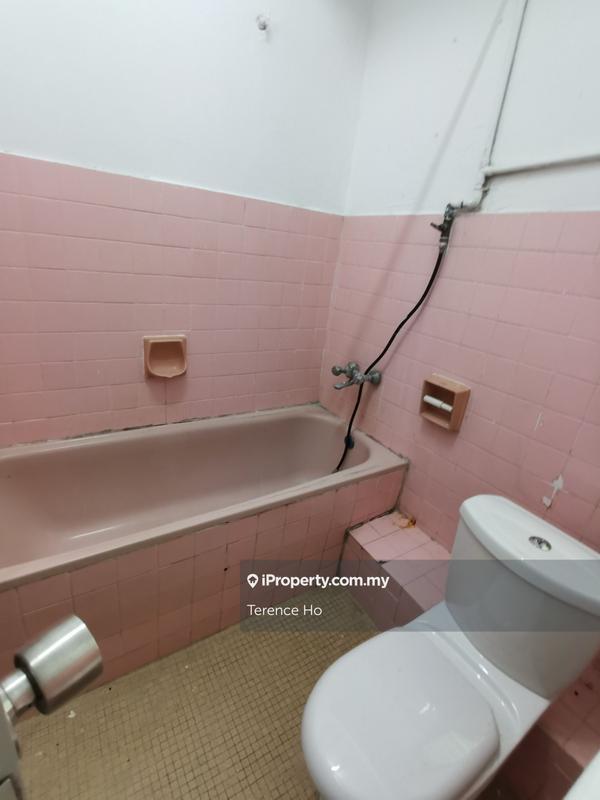 Rumah Berangkai 2 Tingkat untuk Dijual di SS14, Subang Jaya oleh Terence Ho - iProperty.com.my