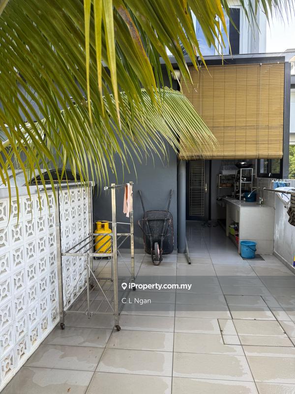 Rumah Berkembar untuk Dijual di Jade Hills, Kajang oleh C L Ngan - iProperty.com.my