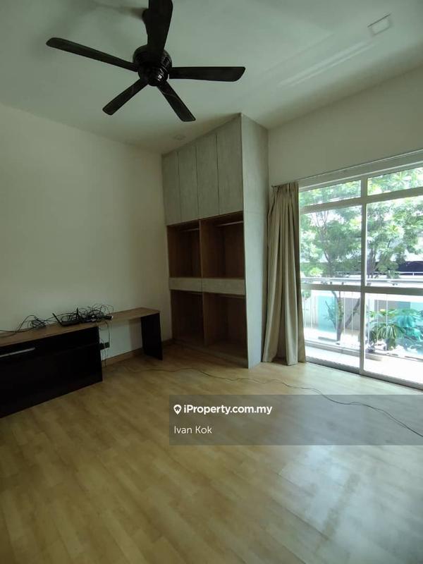 For Sale - Amaya Saujana