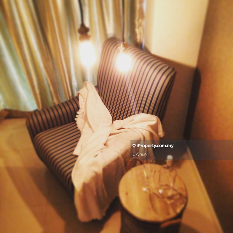 Service Residence for Sale in Mercu Summer Suites by Li-Shun - iProperty.com.my