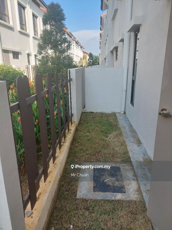 Rumah Teres 2-Tingkat untuk Dijual di Sepang, Selangor oleh Mr Chuah - iProperty.com.my