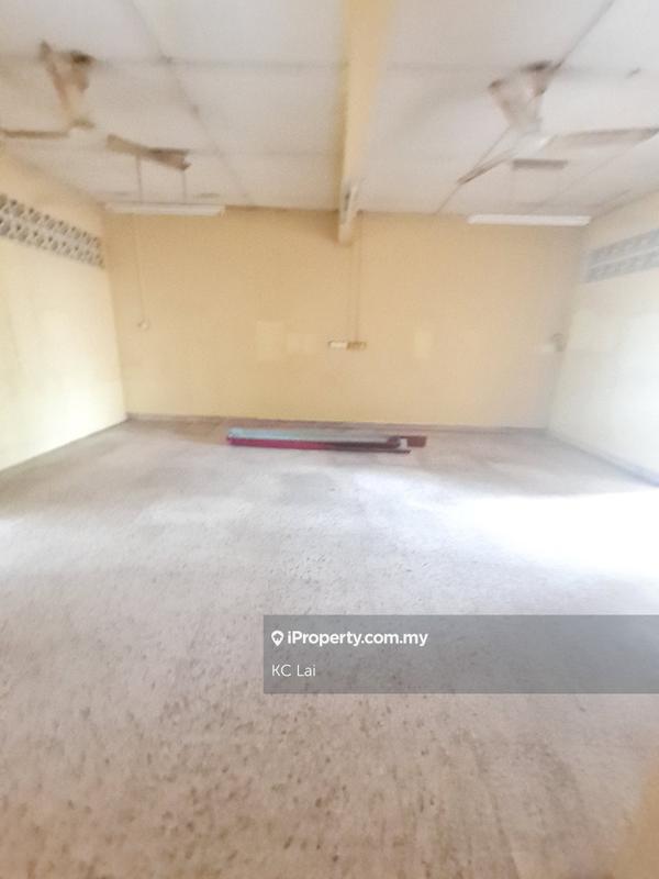 Shop for Sale in Taman Yoon Fook, Seremban by KC Lai - iProperty.com.my