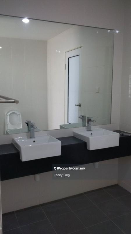 Rumah Teres 3-Tingkat untuk Dijual di Sunway Cassia, Batu Maung oleh Jenny Ong - iProperty.com.my