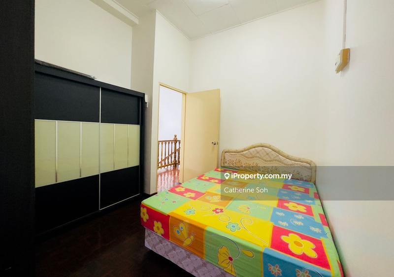 Rumah Teres 2-Tingkat untuk Dijual di Taman Seri Wangsa, Batu Berendam oleh Catherine Soh - iProperty.com.my