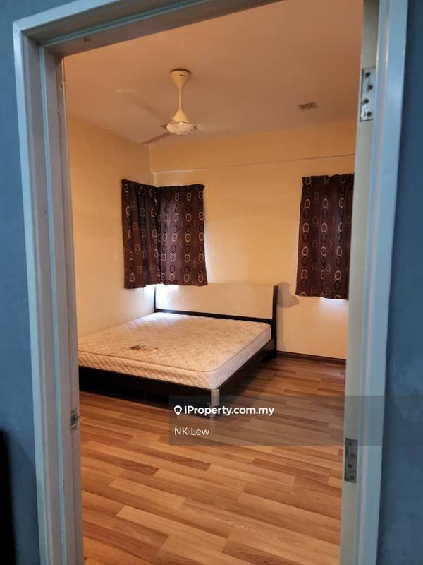 For Rent - Bayan Villa, Seri Kembangan