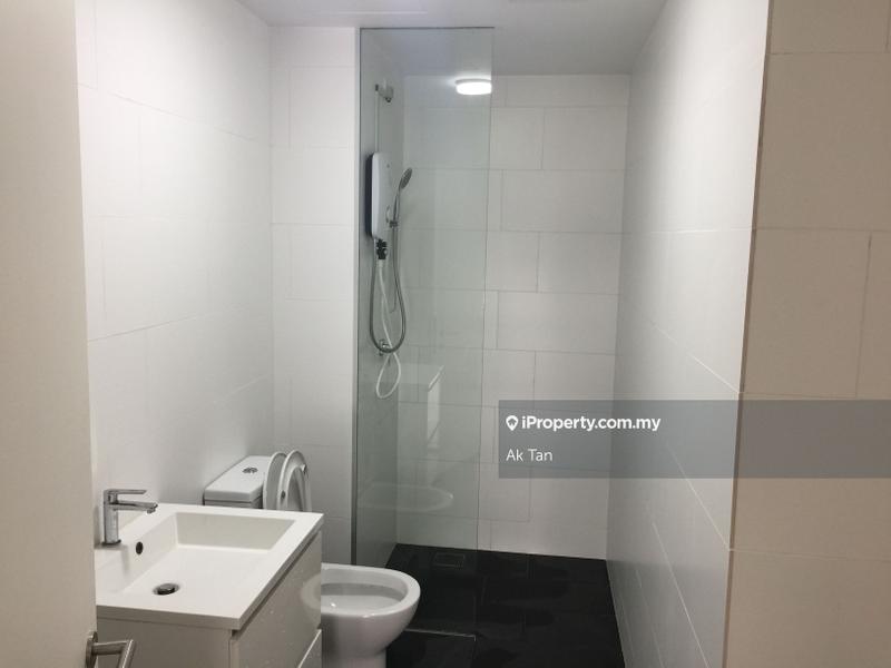 Residensi Servis untuk Dijual di SqWhere Service Apartments oleh Daren Tan - iProperty.com.my