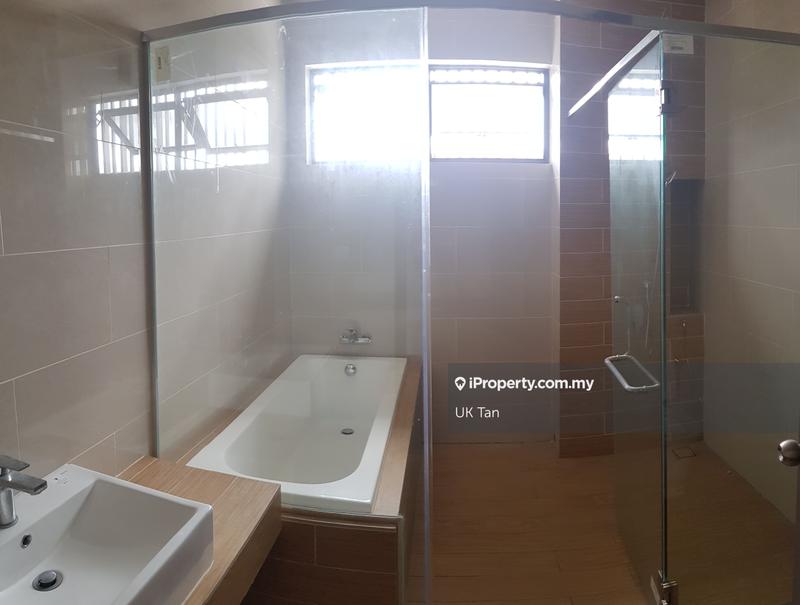 Rumah Berkembar untuk Disewa di Telok Panglima Garang, Selangor oleh UK Tan - iProperty.com.my