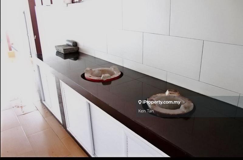 Banglo untuk Dijual di Damansara Idaman, Ara Damansara oleh Ken Tan - iProperty.com.my