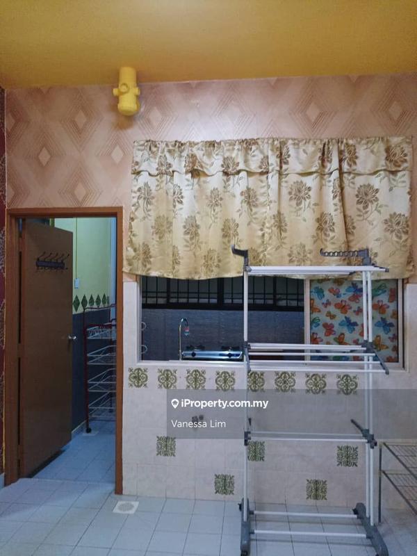 For Sale - Sri Akasia