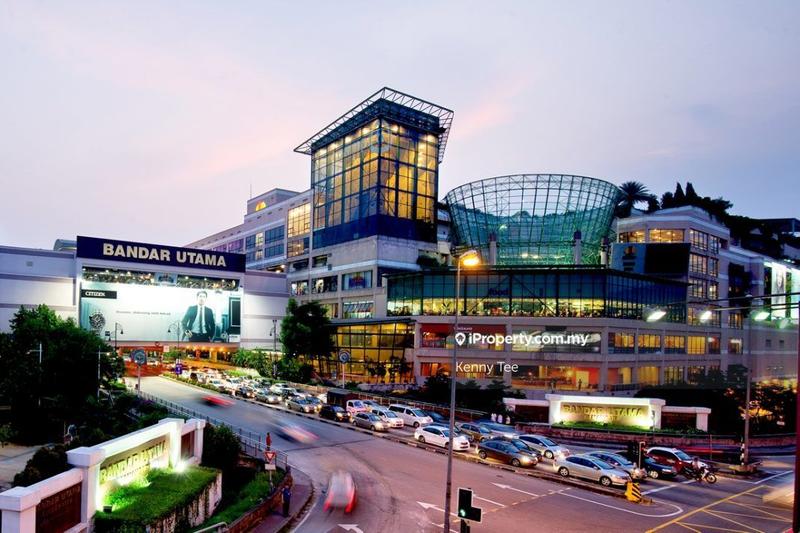 Bungalow House untuk Dijual di Country Heights Damansara, Kuala Lumpur oleh Kenny Tee - iProperty.com.my