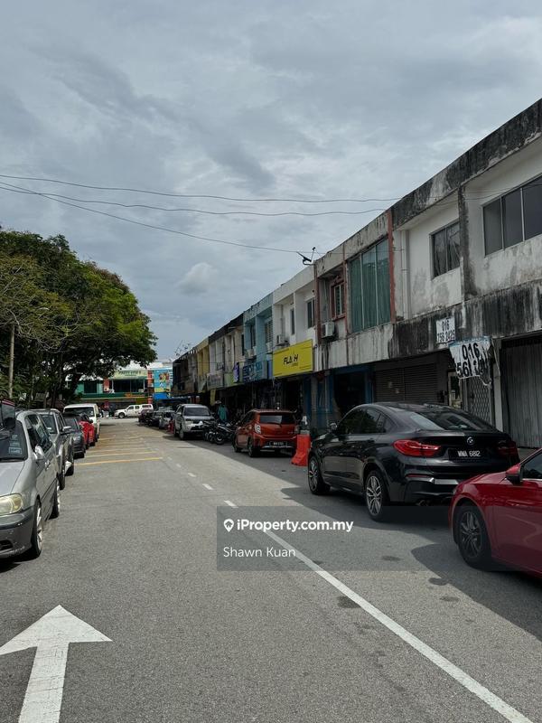 Shop / Office for Sale in Taman Selasih, Batu Caves by Shawn Kuan - iProperty.com.my