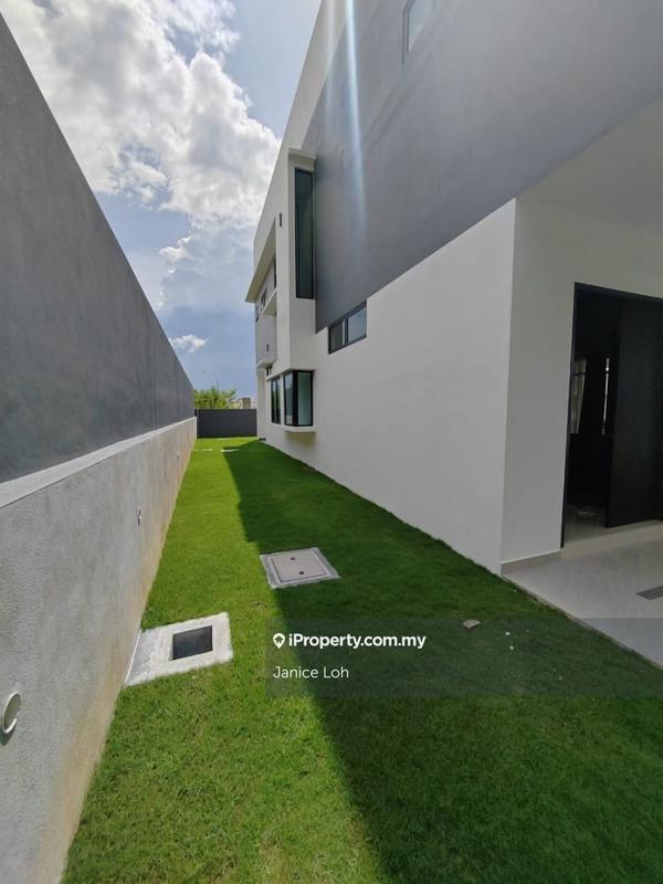 Bungalow House untuk Dijual di Taman Bukit Jed, Seremban oleh Janice Loh - iProperty.com.my