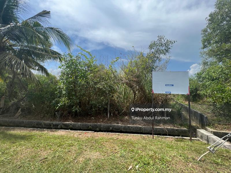 Tanah Kediaman untuk Dijual di Teluk Kemang, Port Dickson oleh Tunku Abdul Rahman - iProperty.com.my