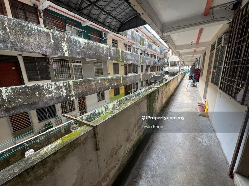 Flat for Sale in Taman Setia Rawang Flat by Levin Khoo - iProperty.com.my