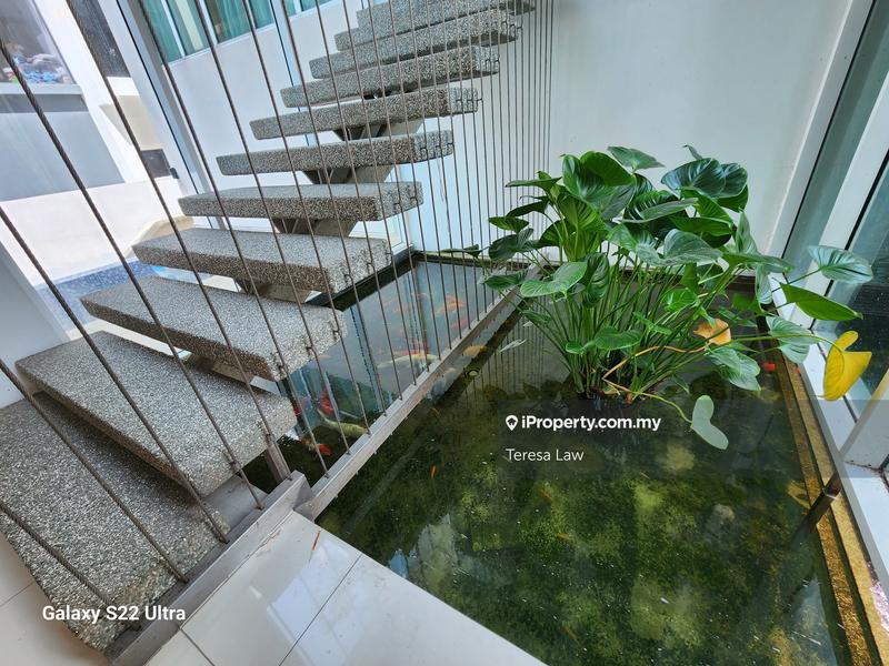Bungalow House for Sale in Bukit Gita Bayu, Seri Kembangan by Teresa Law - iProperty.com.my