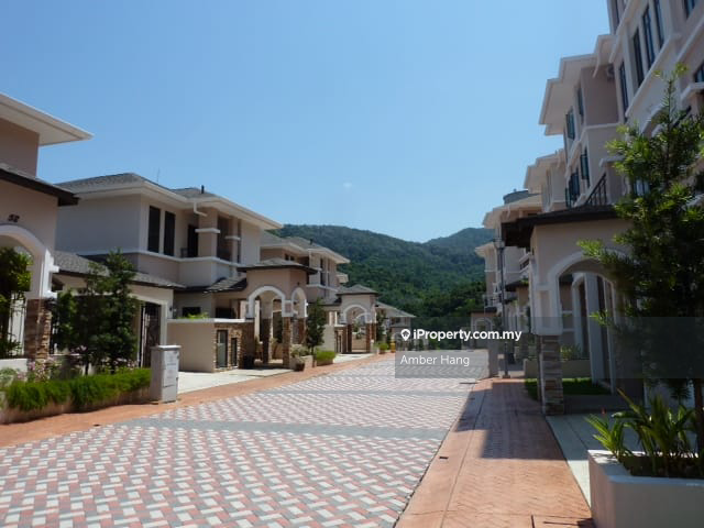 For Rent - Moonlight Bay