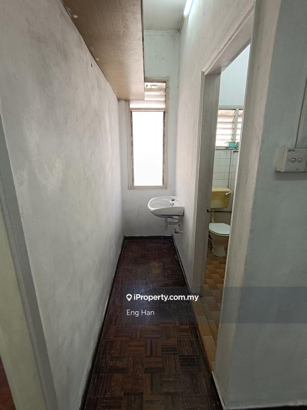 2-storey Terraced House for Sale in Taman Overseas Union (Taman Oug), Jalan Klang Lama (Old Klang Road) by Eng Han - iProperty.com.my