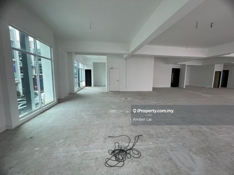For Rent - 3 Storey Corner Shop
