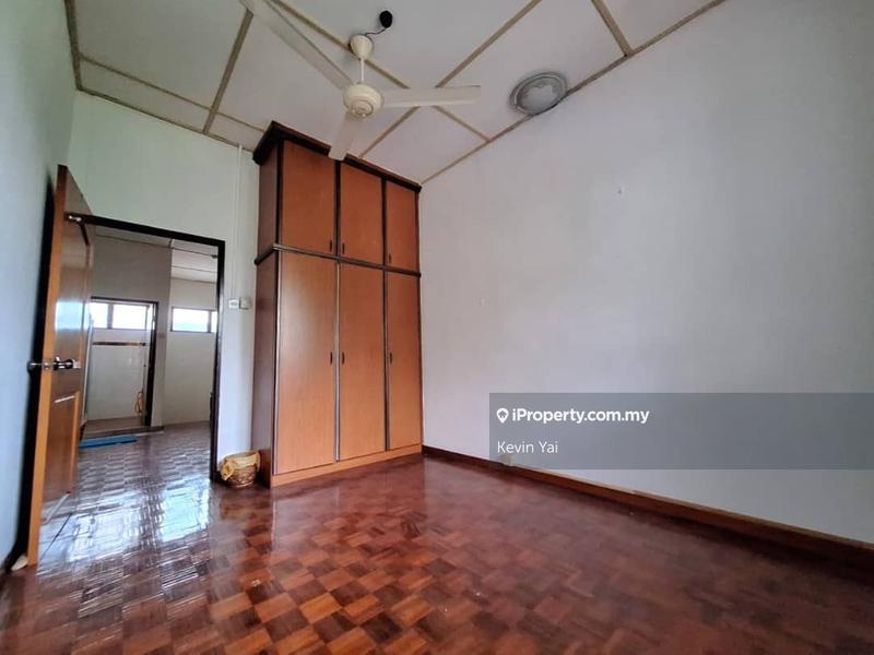 Rumah Teres 2-Tingkat untuk Dijual di Taman Lucky, Bangsar oleh Kevin Yai - iProperty.com.my
