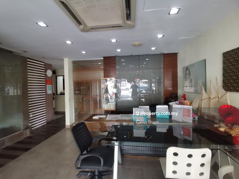 Rumah Berkembar untuk Dijual di Taman United, Jalan Klang Lama (Old Klang Road) oleh Gavin Tham - iProperty.com.my