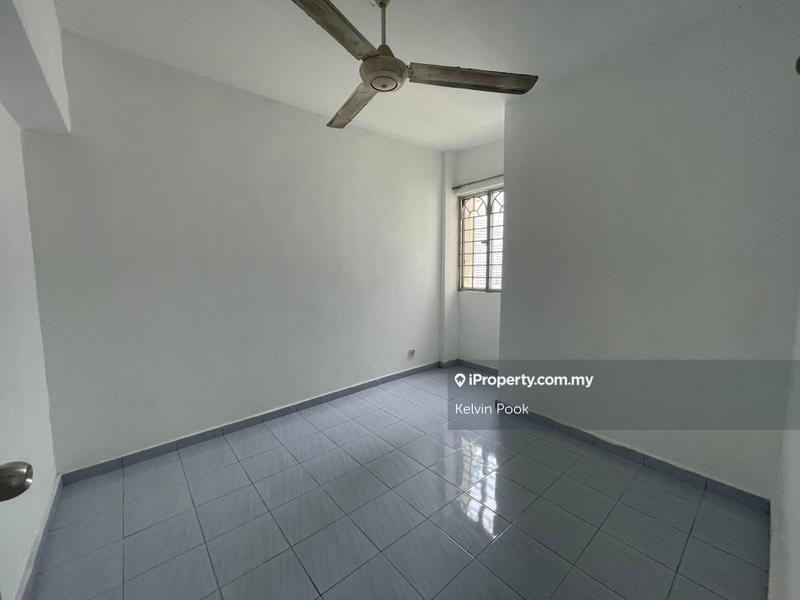 Apartment for Sale in Vista Angkasa by Kelvin Pook - iProperty.com.my