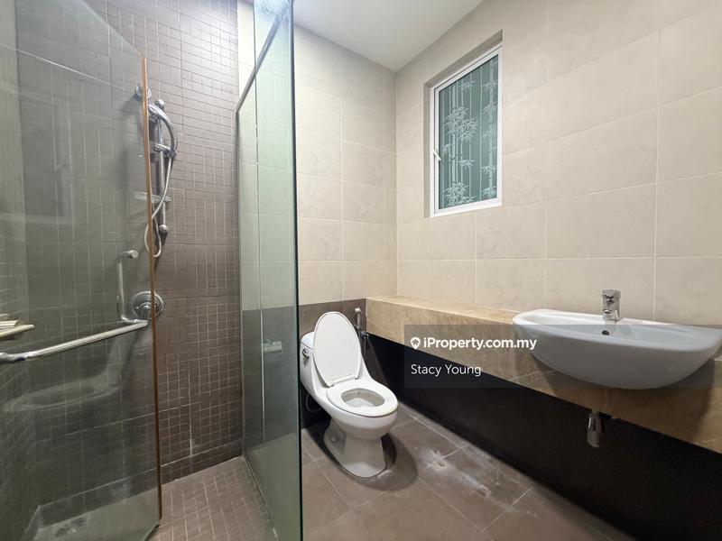 2.5-storey Terraced House for Sale in Duta Tropika, Batu by Stacy Young - iProperty.com.my
