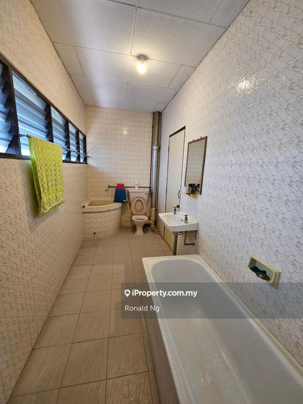 Bungalow House for Sale in Double Storey Bungalow Pulau Tikus Waterfall, Pulau Tikus by Ronald Ng - iProperty.com.my