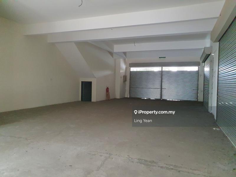 Shop / Office untuk Dijual di Pusat Bandar Putra Permai, Seri Kembangan oleh Ling Yean - iProperty.com.my